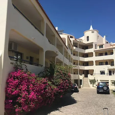 Parfait Pour Decouvrir L'algarve * Olhos de Agua (Albufeira)